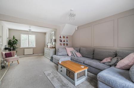 1368989-16-68f206...