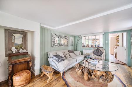 1359075-3-68e9639...