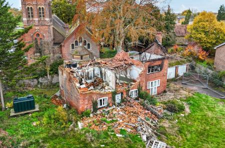 15-690c9def6d60a-...