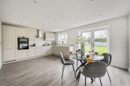 1380666-9-6914ae9...