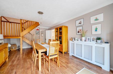 1384025-27-69259d...