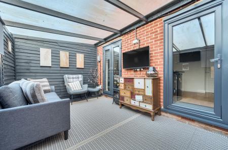 1388368-1-693acdd...