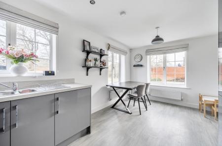 1402468-15-697779...