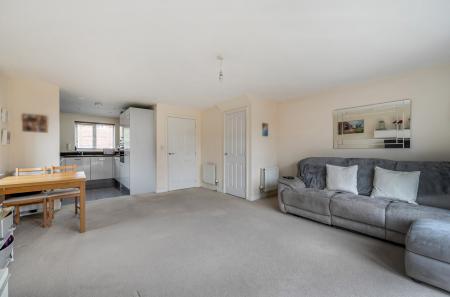 1405254-15-698093...