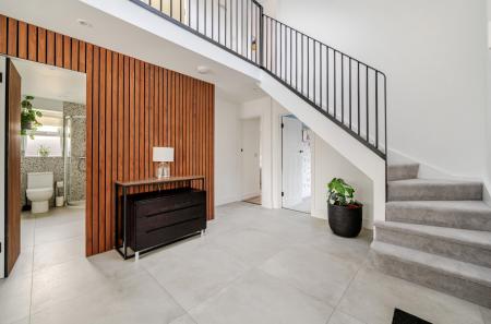 1408996-15-6989ae...