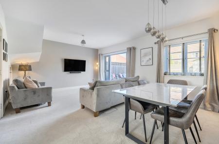 1343094-8-68a89db...