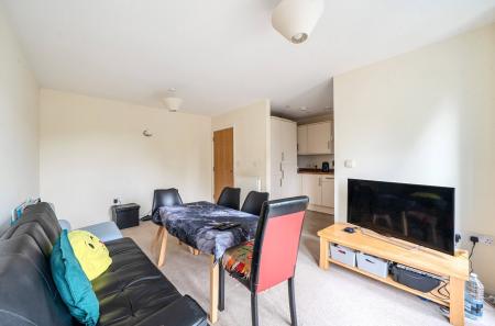 1341639-9-68a594d...