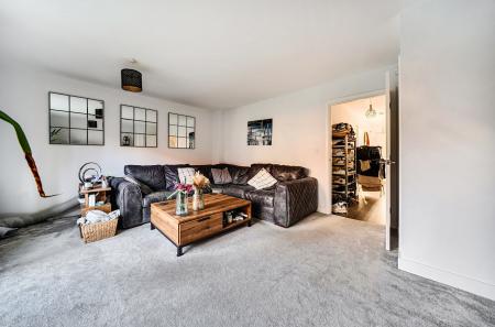 1387888-8-69394e7...