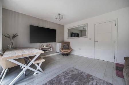 1406075-11-698493...