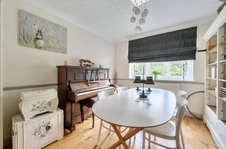 1407201-20-69864c...