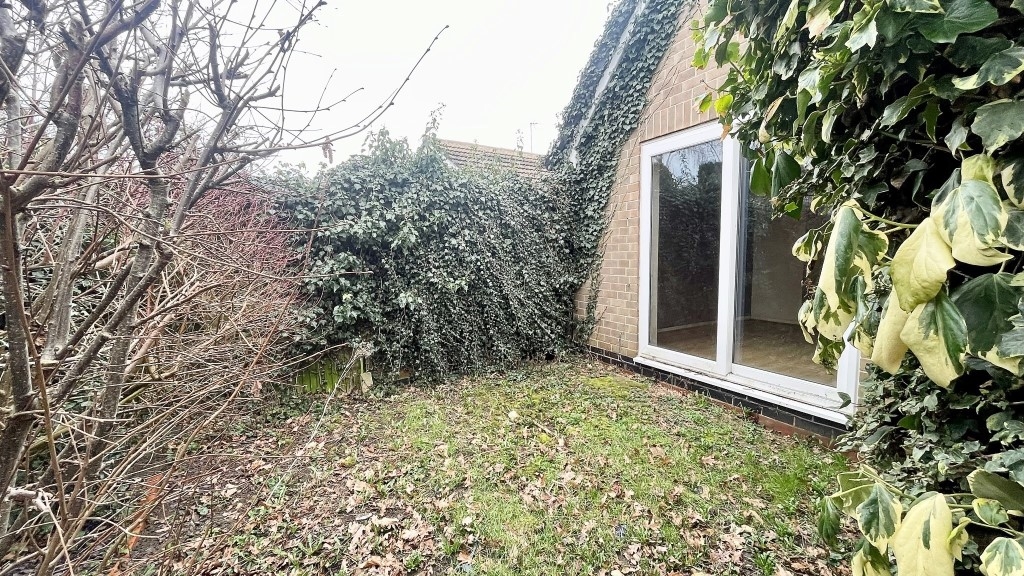 2 bedroom Bungalow for sale in Swadlincote