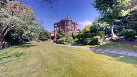 Park Crescent Communal Garden