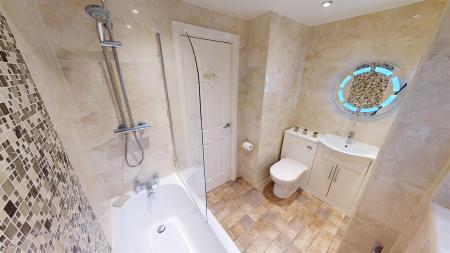 Ashfield Crescent - Bathroom