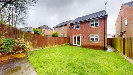 Cumberland Avenue Rear Garden