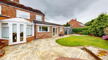 Hillside Close Rear Garden