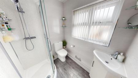 Ashbury Drive Shower Room