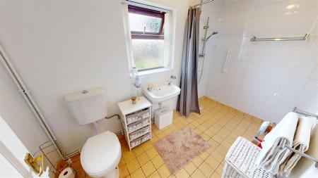 Holly Road En-suite