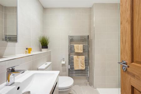 St. Berthold Gate En-Suite