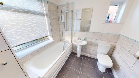 Higher Lane Bathroom