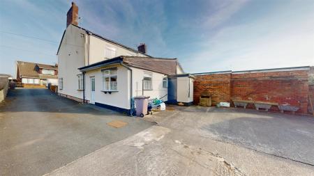 Whint Cottages Rear