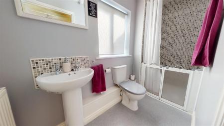 Newlove Avenue Shower Room