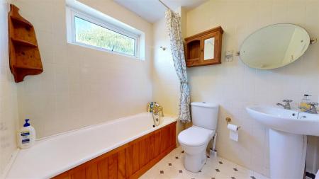 Pine Dale Bathroom