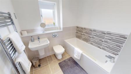 Sherbrook Drive Bathroom