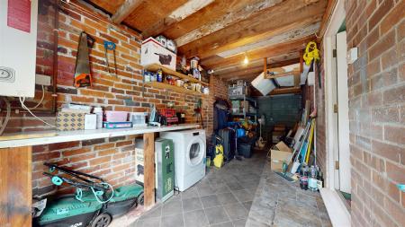Kendal Drive Garage