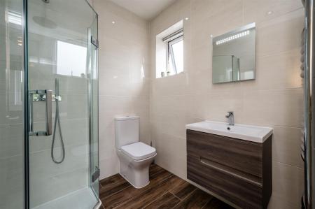 En Suite 2