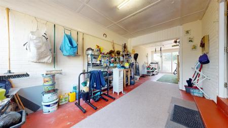 Eccleston Gardens Garage