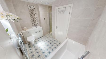 Chapel View Bathroom