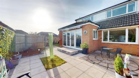 Seacroft Crescent Garden