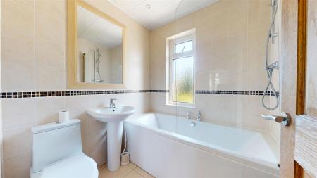 Ormskirk Road Bathroom