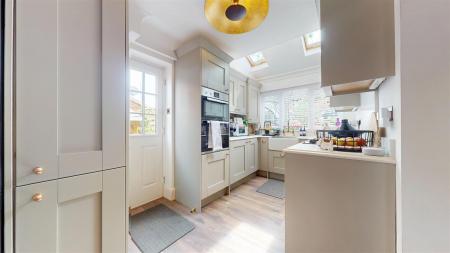 Bramcote Avenue