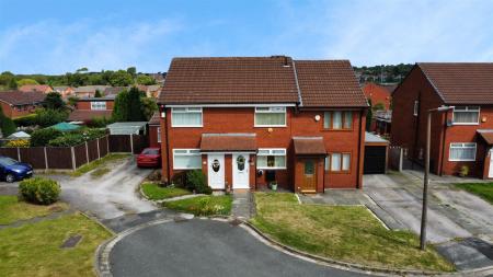 Hopkins Close Front