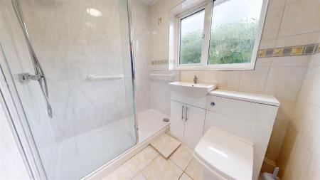 Stanley Avenue Shower Room