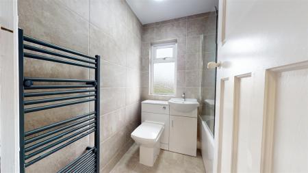 Higher Lane Bathroom