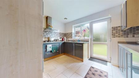 Tudor Close Kitchen