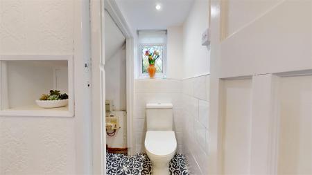 Windlehurst Avenue WC