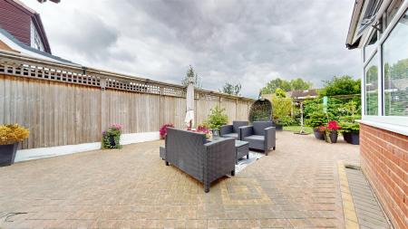 Whiteside Road Patio