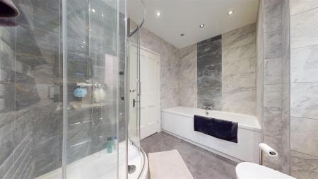 Leach Lane Bathroom