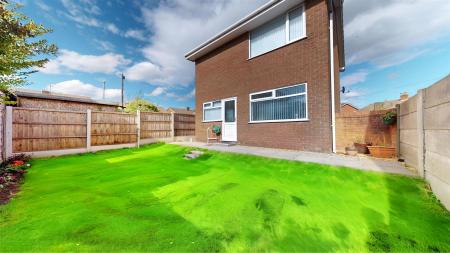 Linford Grove Rear Garden