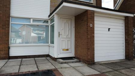 Linford Grove Garage