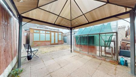 Hyacinth Close Rear Garden