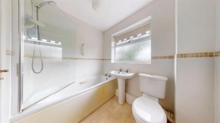 Pinfold Drive Bathroom