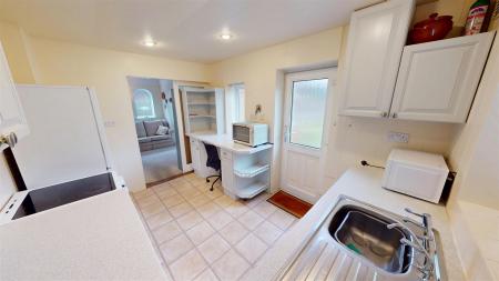 Longwood Close Kitchen