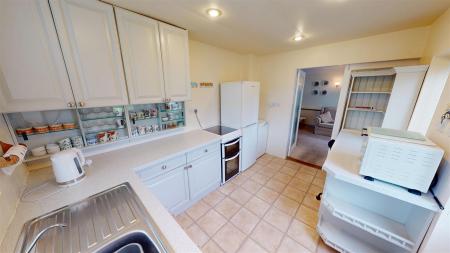 Longwood Close Kitchen