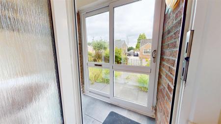 Longwood Close Porch