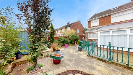 Ecclesfield Road Rear Garden