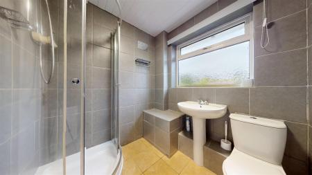 Truro Close Bathroom